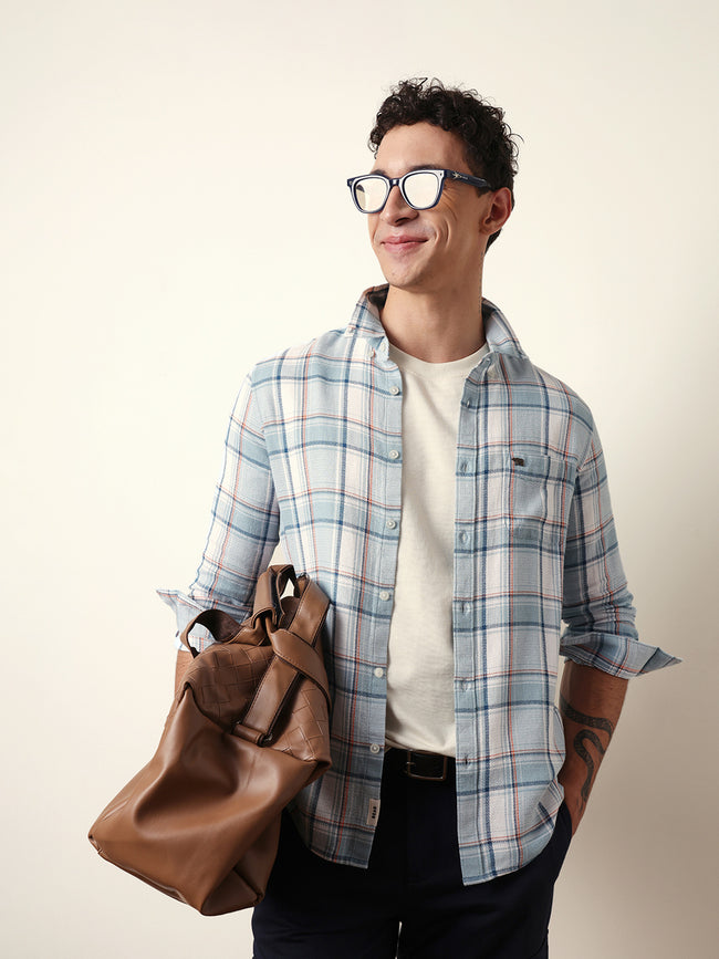 Men Modern Fit Casual Shirt