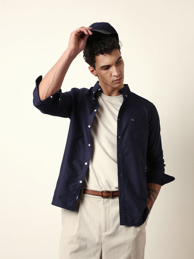 Men Modern Fit Casual Shirt
