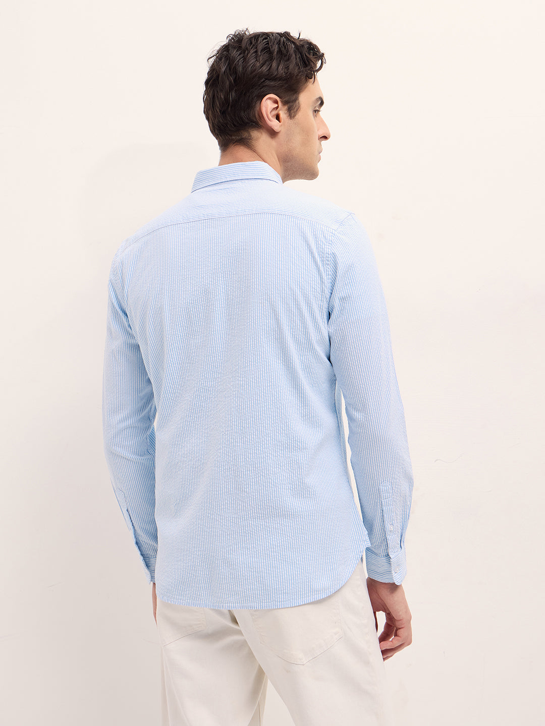 Men Light Blue Vertical Pin Stripes Slim Fit Casual Shirt
