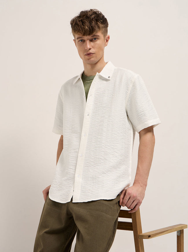 Men White Crinkled Textured Regular Fit Half-Sleeve Casual Shirt