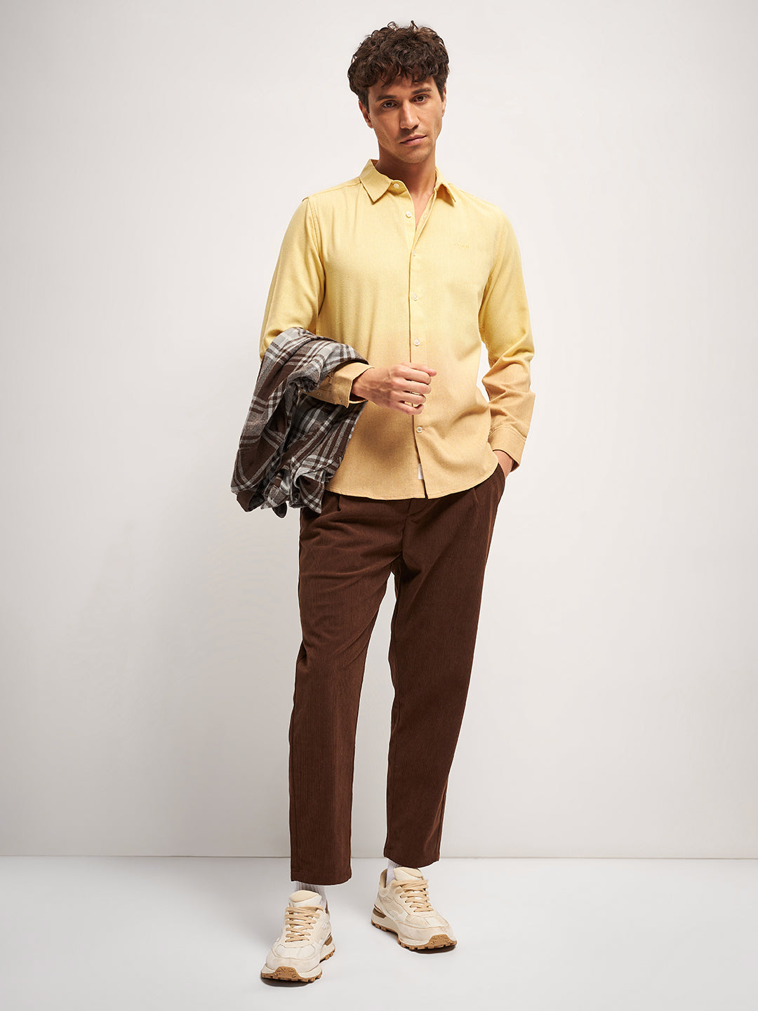 Men Yellow Tie and Dye Slim Fit Casual Shirt
