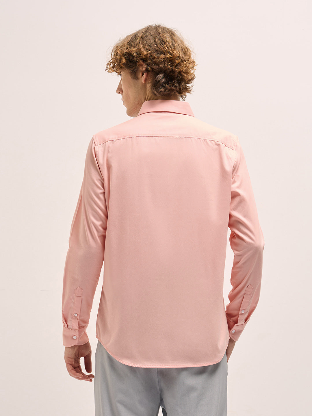 Men Peach Tailored Fit Solid Formal Shirt