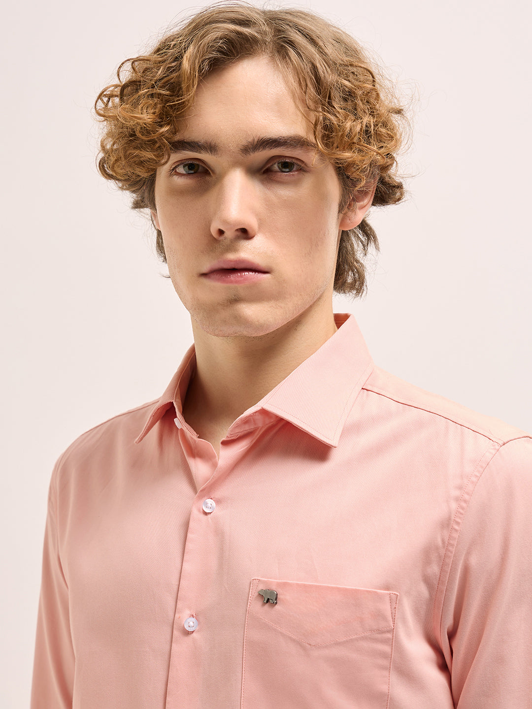 Men Peach Tailored Fit Solid Formal Shirt