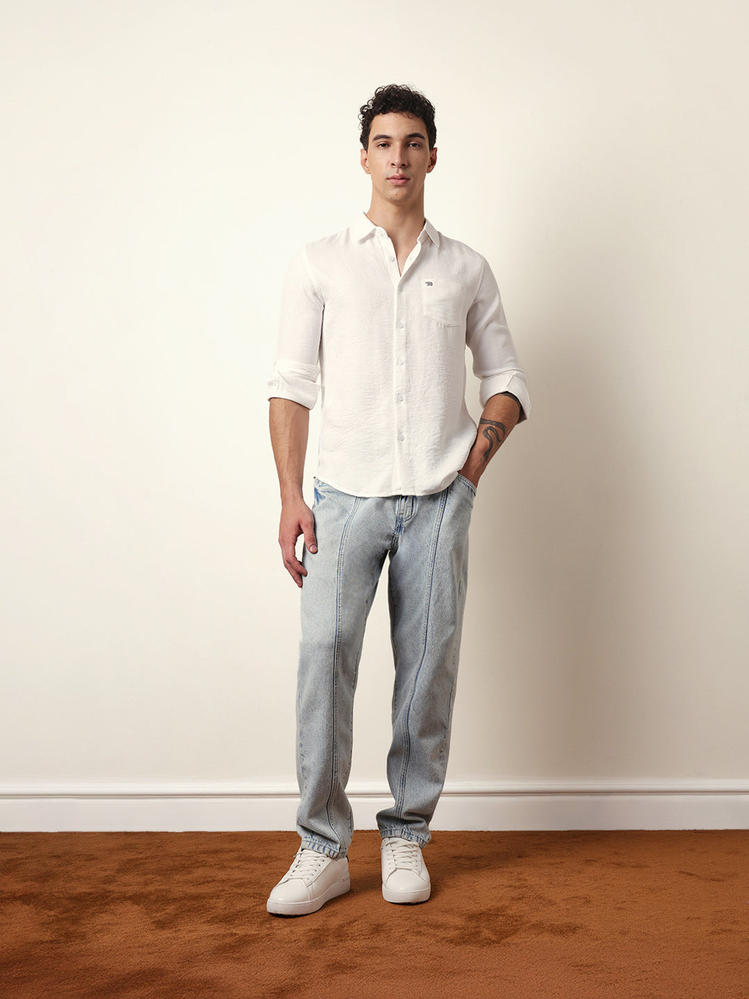 Men Modern Fit Casual Shirt