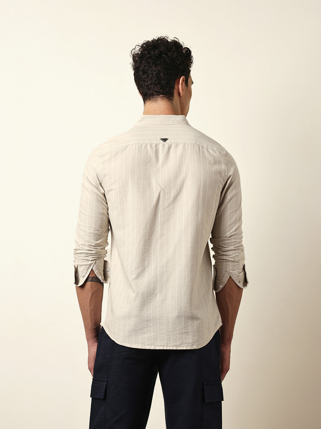 Men Modern Fit Casual Shirt