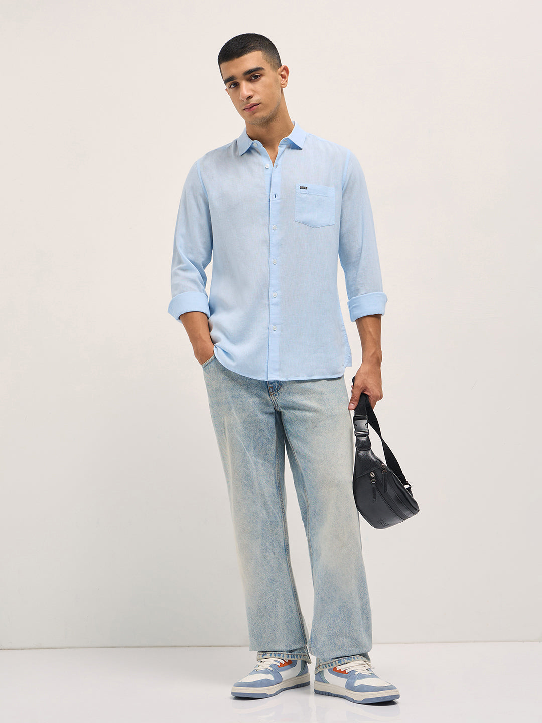 Men Light Blue Solid Lyocell Slim Fit Casual Shirt
