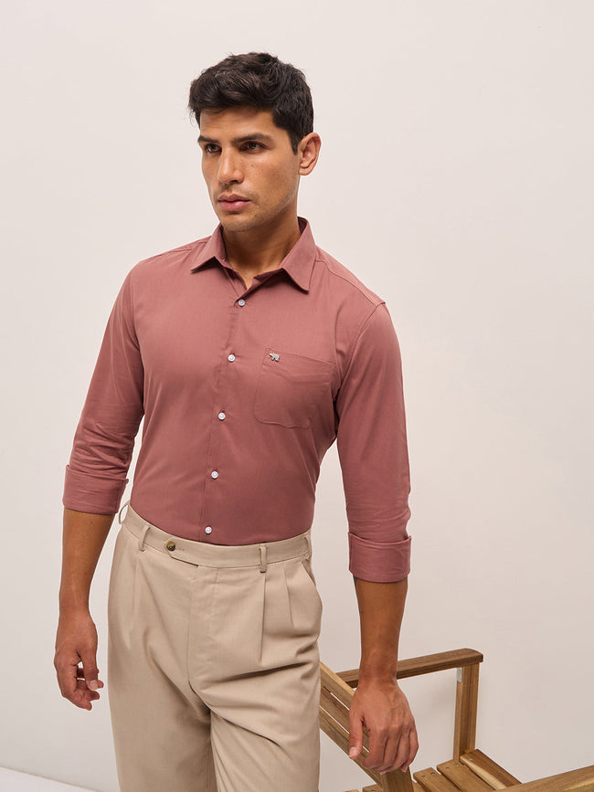 Men Light terracotta Tailored Fit Solid Formal Shirt