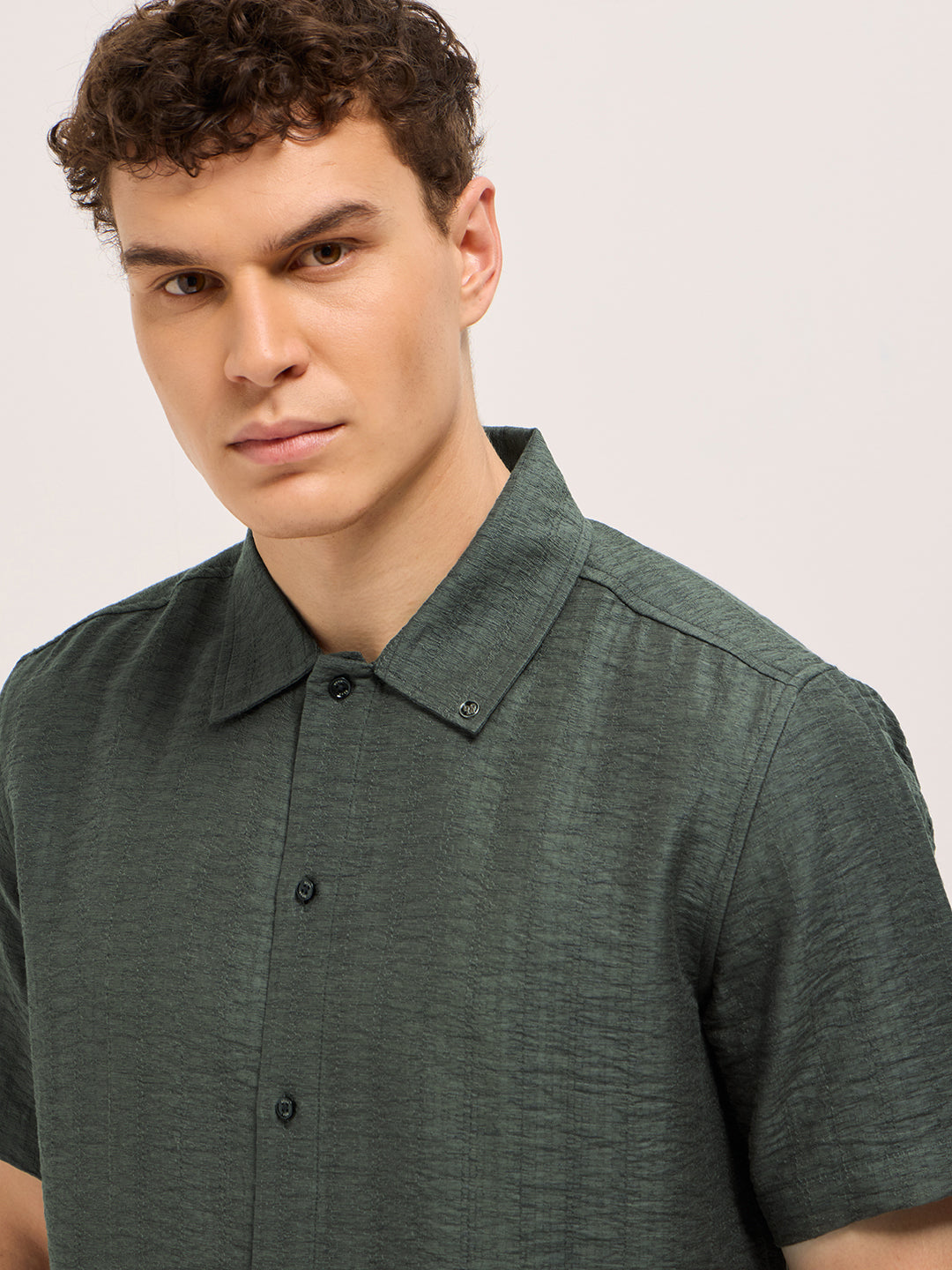 Men Olive Crinkled Textured Regular Fit Half-Sleeve Casual Shirt