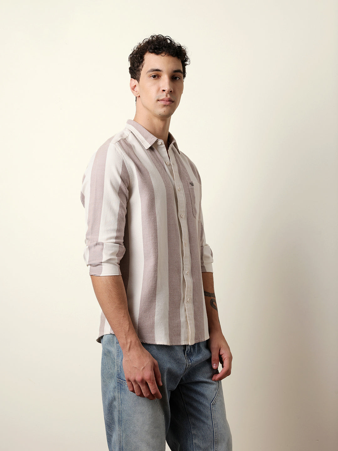 Men Checked Casual Full-Sleeve Shirt