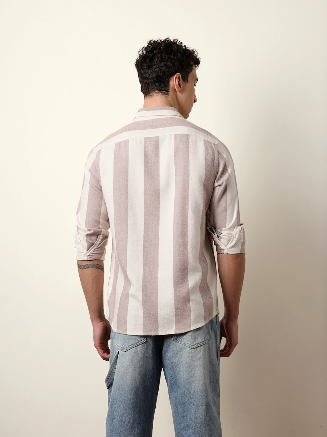 Men Checked Casual Full-Sleeve Shirt