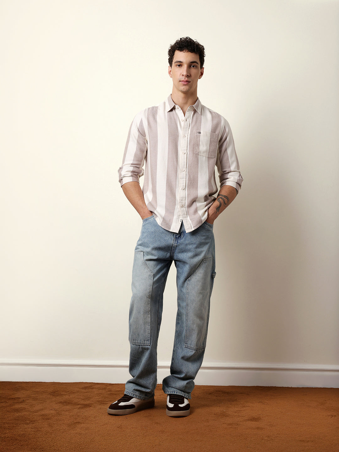 Men Checked Casual Full-Sleeve Shirt
