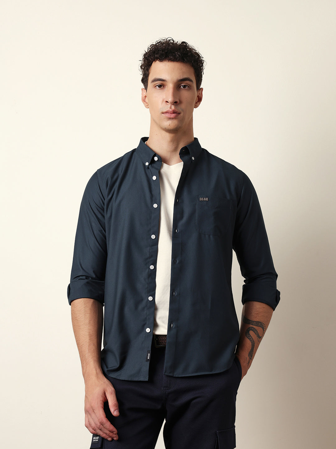 Men Modern Fit Casual Shirt