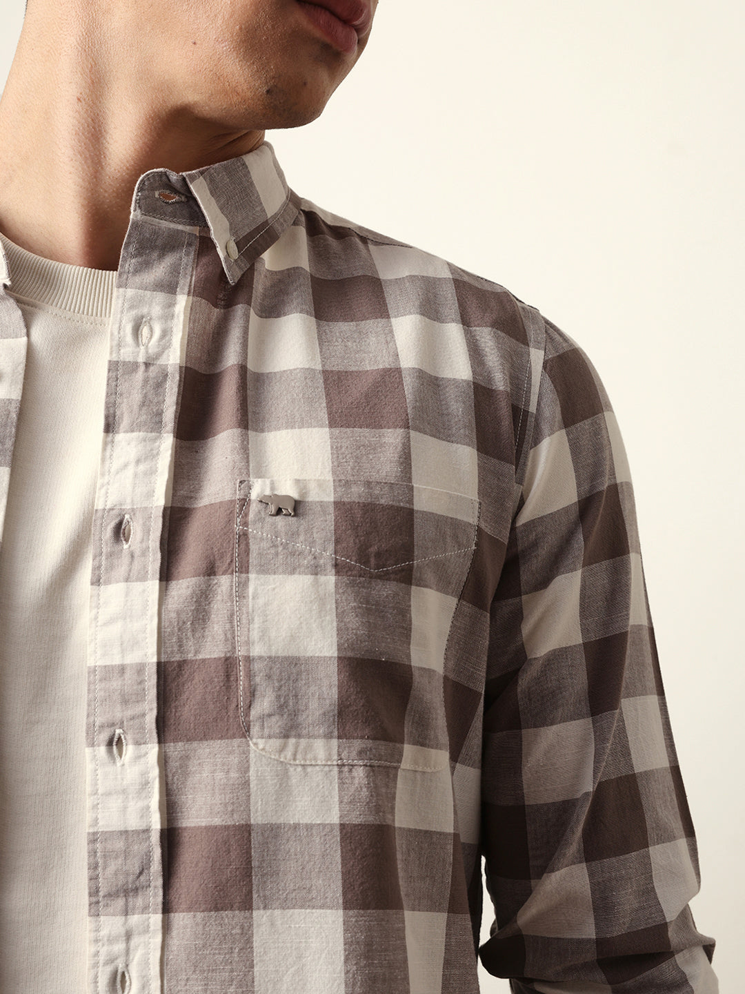 Men Modern Fit Casual Shirt