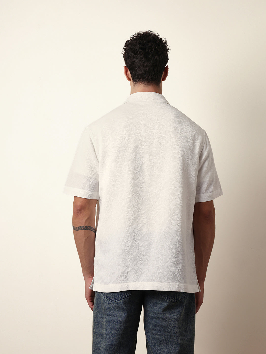 Men Modern Fit Casual Shirt