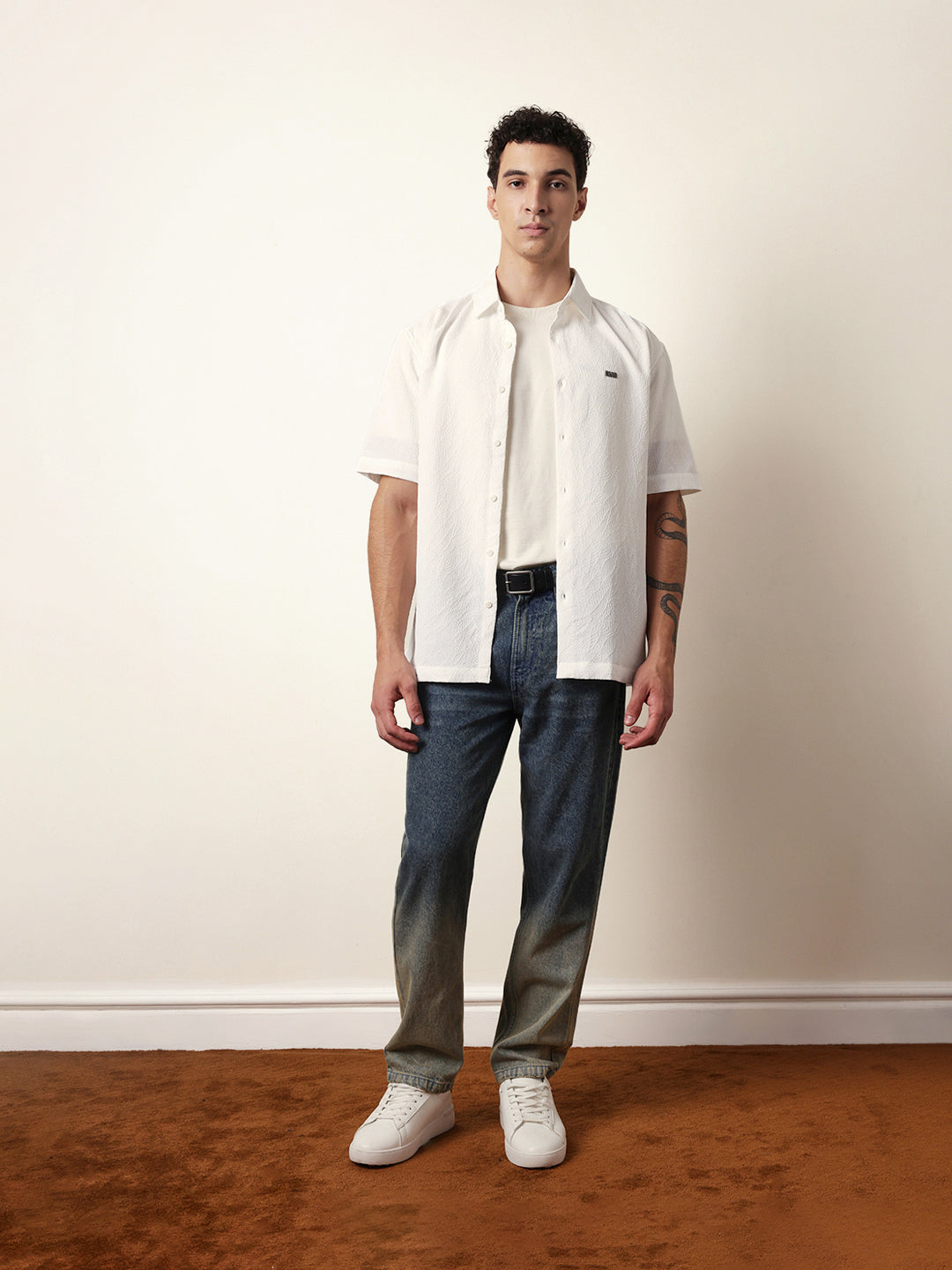 Men Modern Fit Casual Shirt