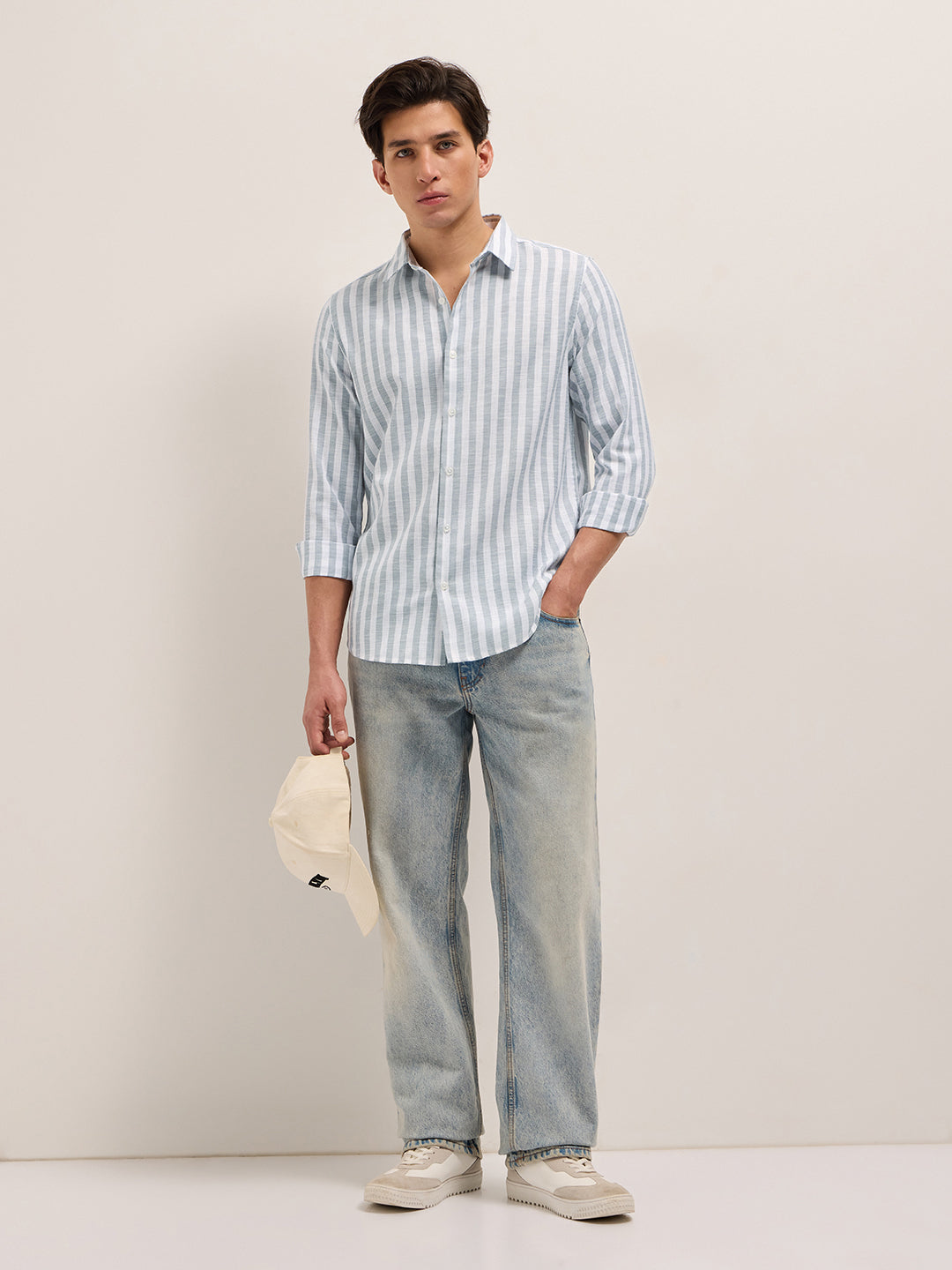 Men Grey & White Vertical Stripes Slim Fit Casual Shirt