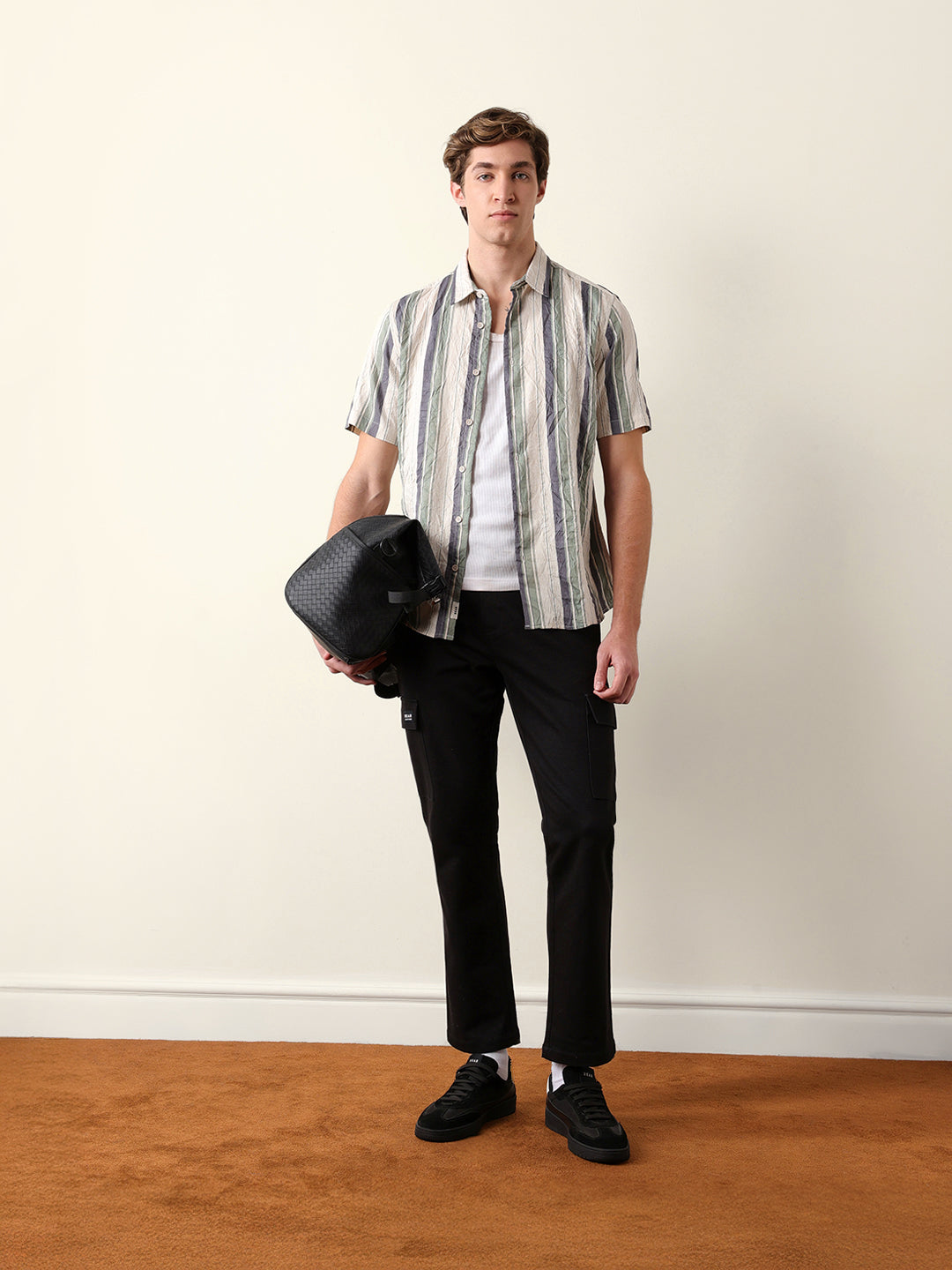 Men Shorts Sleeve Shirt