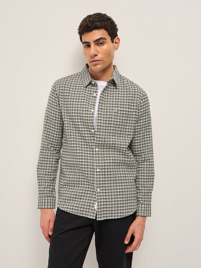 Men Green Textured Checks Design Slim Fit Casual Shirt