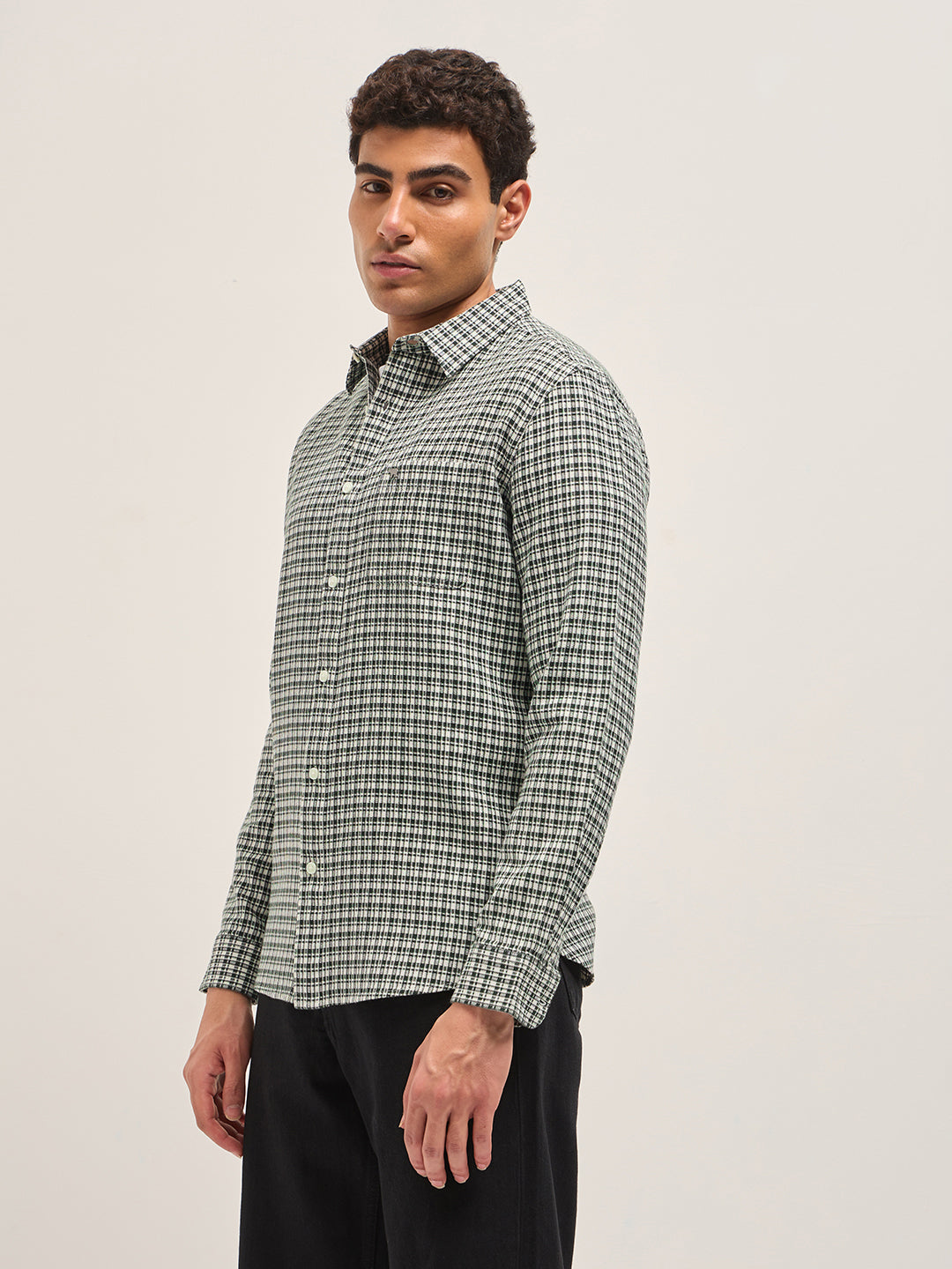 Men Green Textured Checks Design Slim Fit Casual Shirt