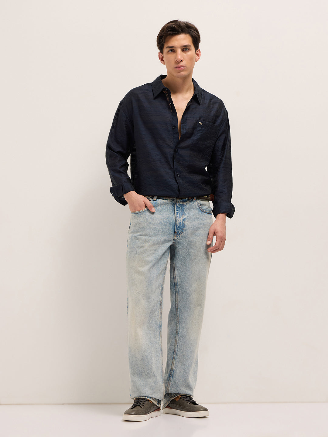 Men Navy Crinkled Horizontal Textured Stripe Relaxed Fit Casual Shirt