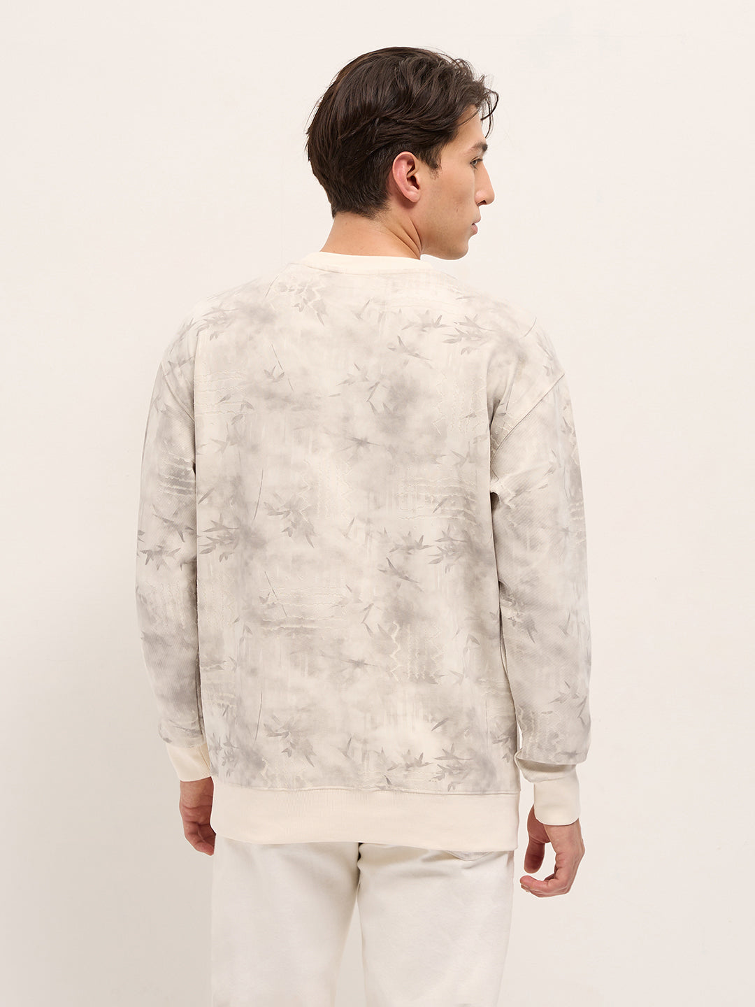 Men White Relaxed Fit Crew Neck T-Shirt