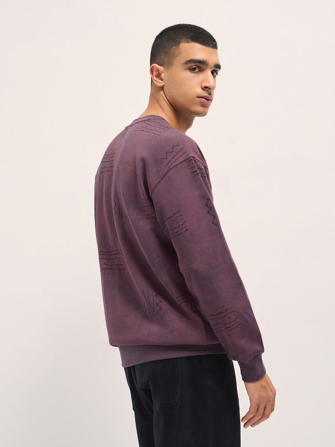 Men Purple Relaxed Fit Crew Neck T-Shirt