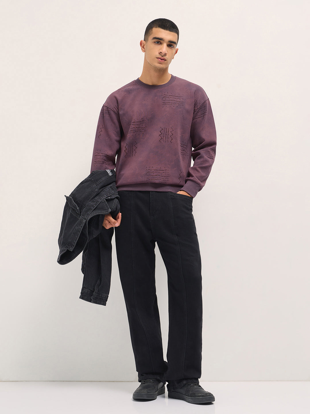 Men Purple Relaxed Fit Crew Neck T-Shirt