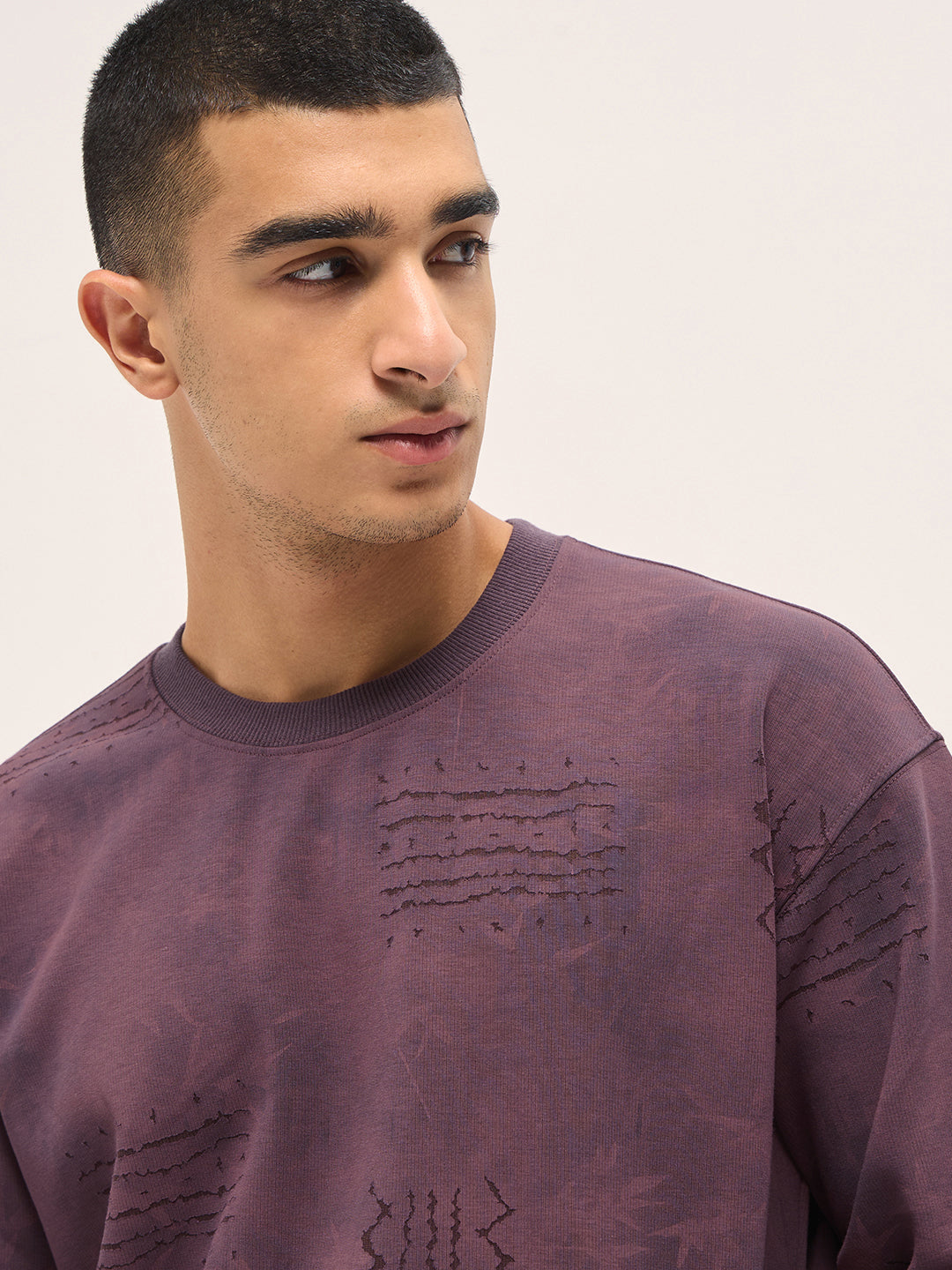 Men Purple Relaxed Fit Crew Neck T-Shirt