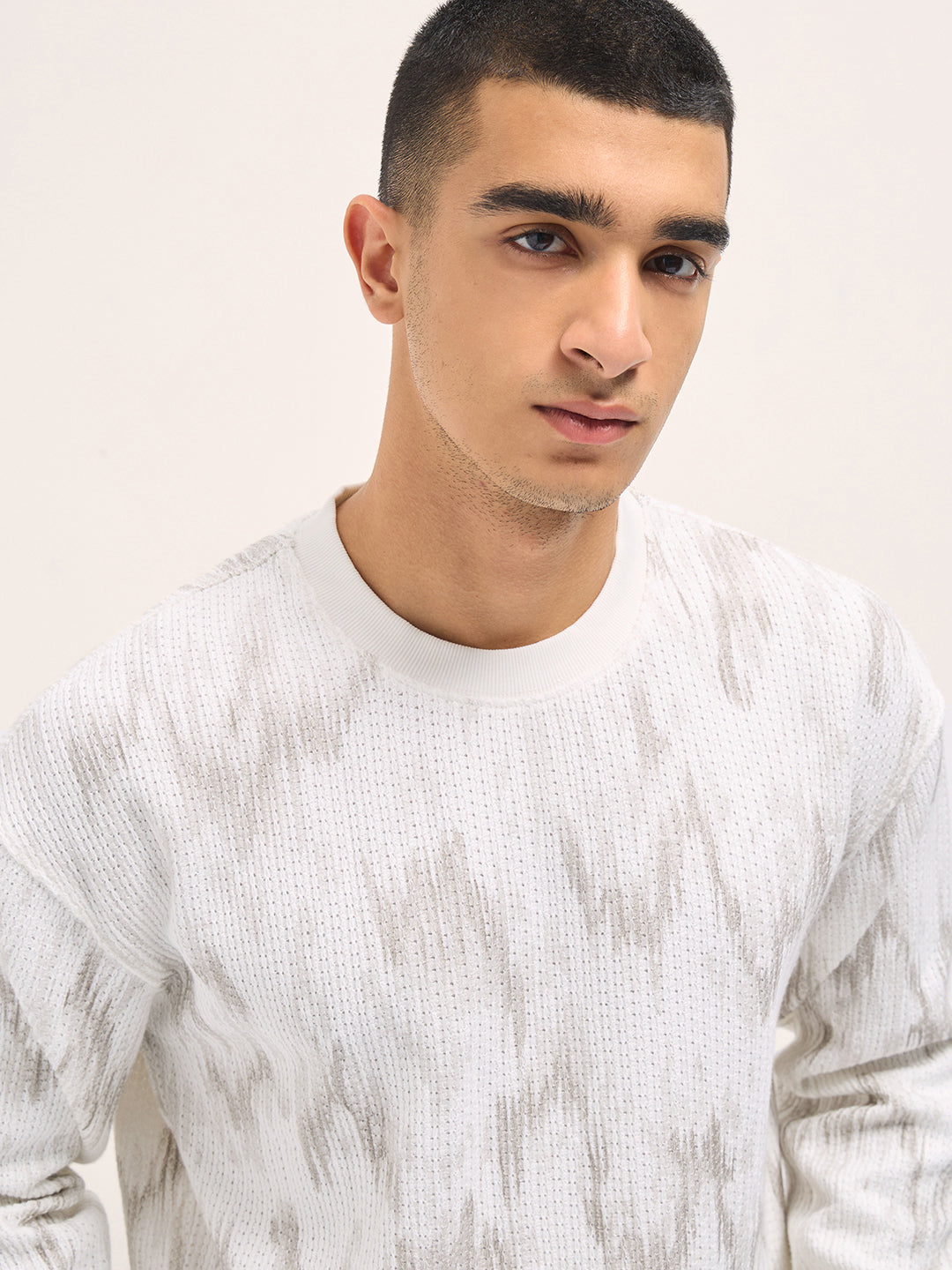 Men White Regular Fit Textured Crew Neck T-shirt