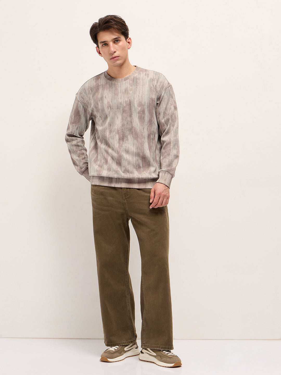 Men Grey Regular Fit Crew Neck T-Shirt