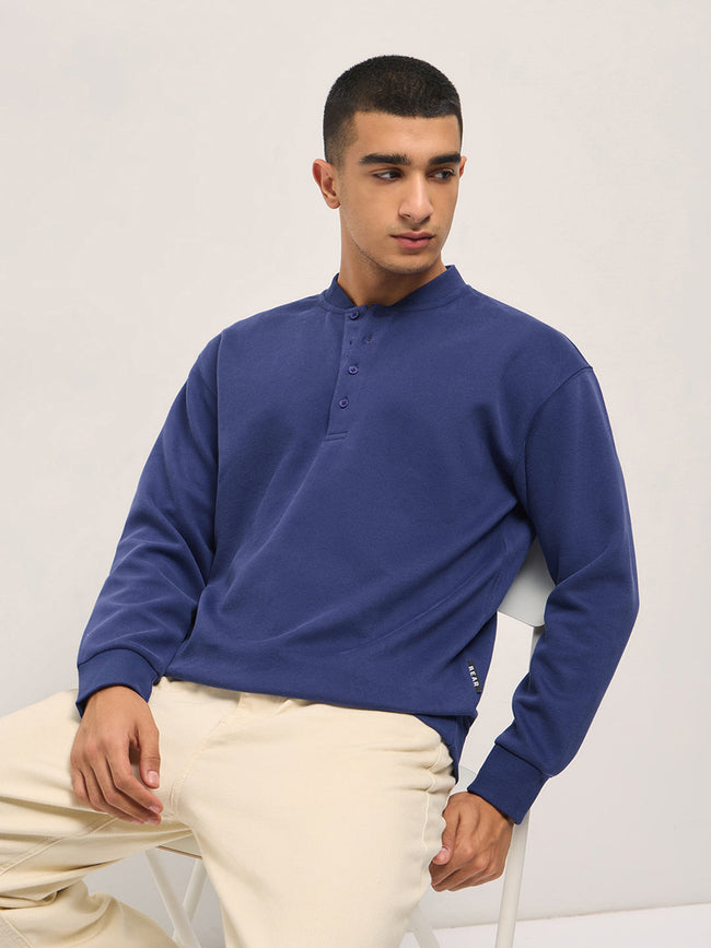 Men Blue Solid Relaxed Fit Henley Neck T-Shirt