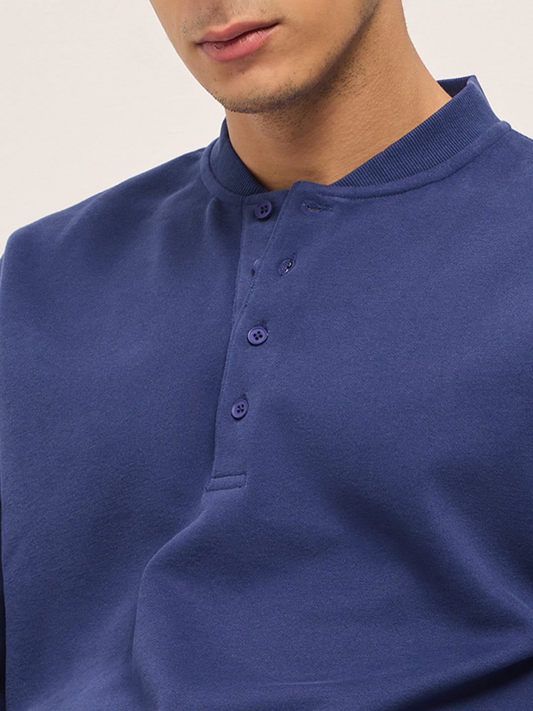 Men Blue Solid Relaxed Fit Henley Neck T-Shirt