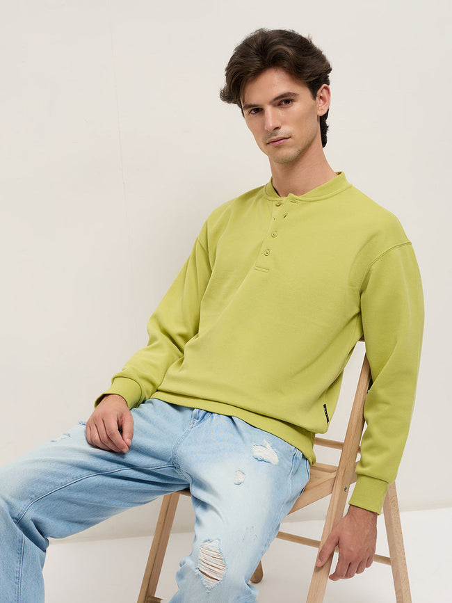 Men Lime Green Solid Relaxed Fit Henley Neck T-Shirt