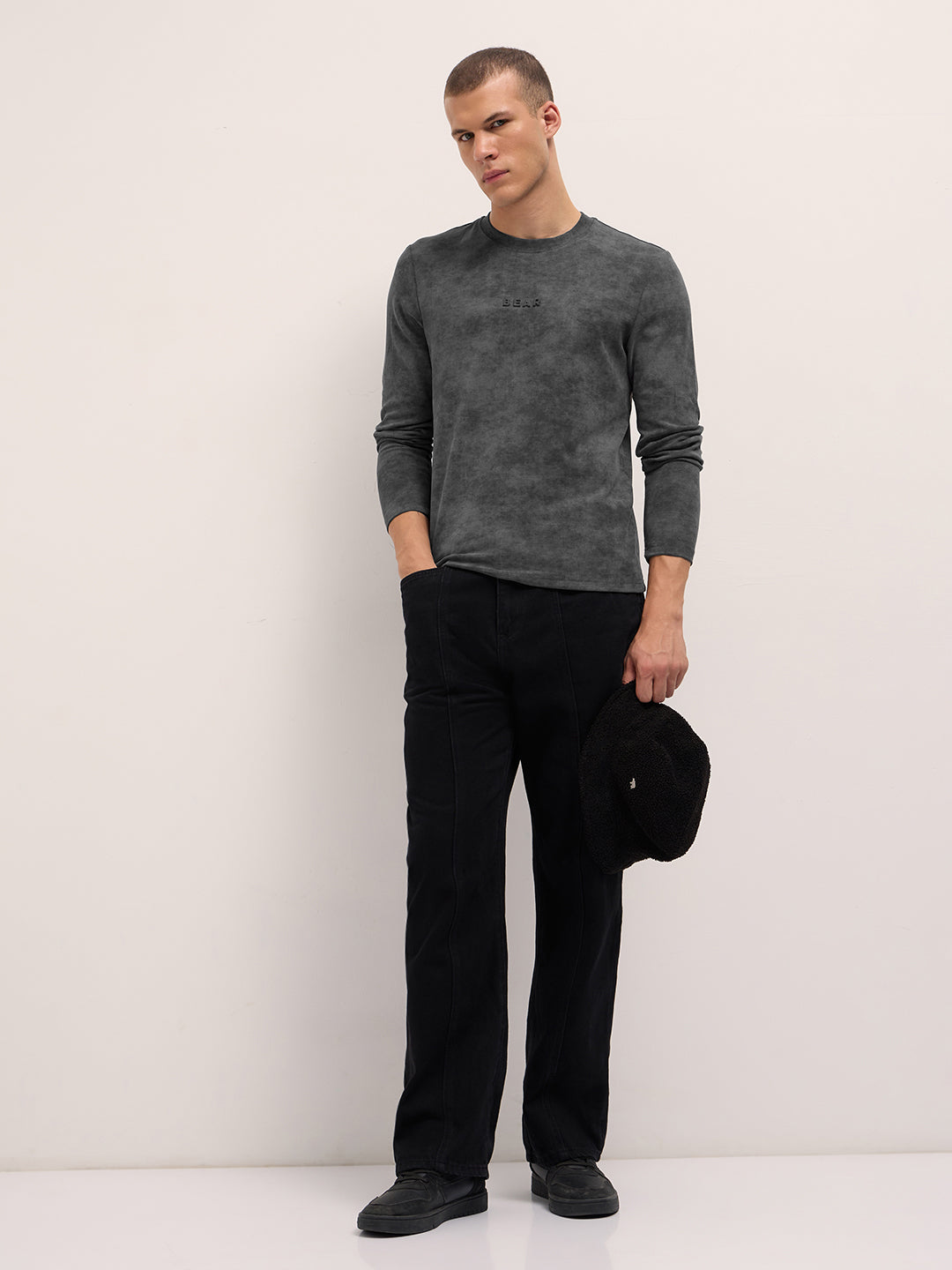 Men Grey Slim Fit Crew Neck T-Shirt
