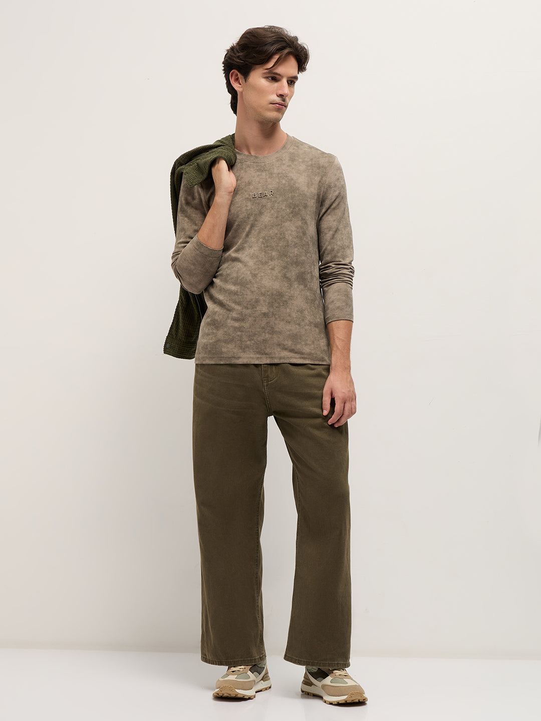 Men Grey Slim Fit Crew Neck T-Shirt