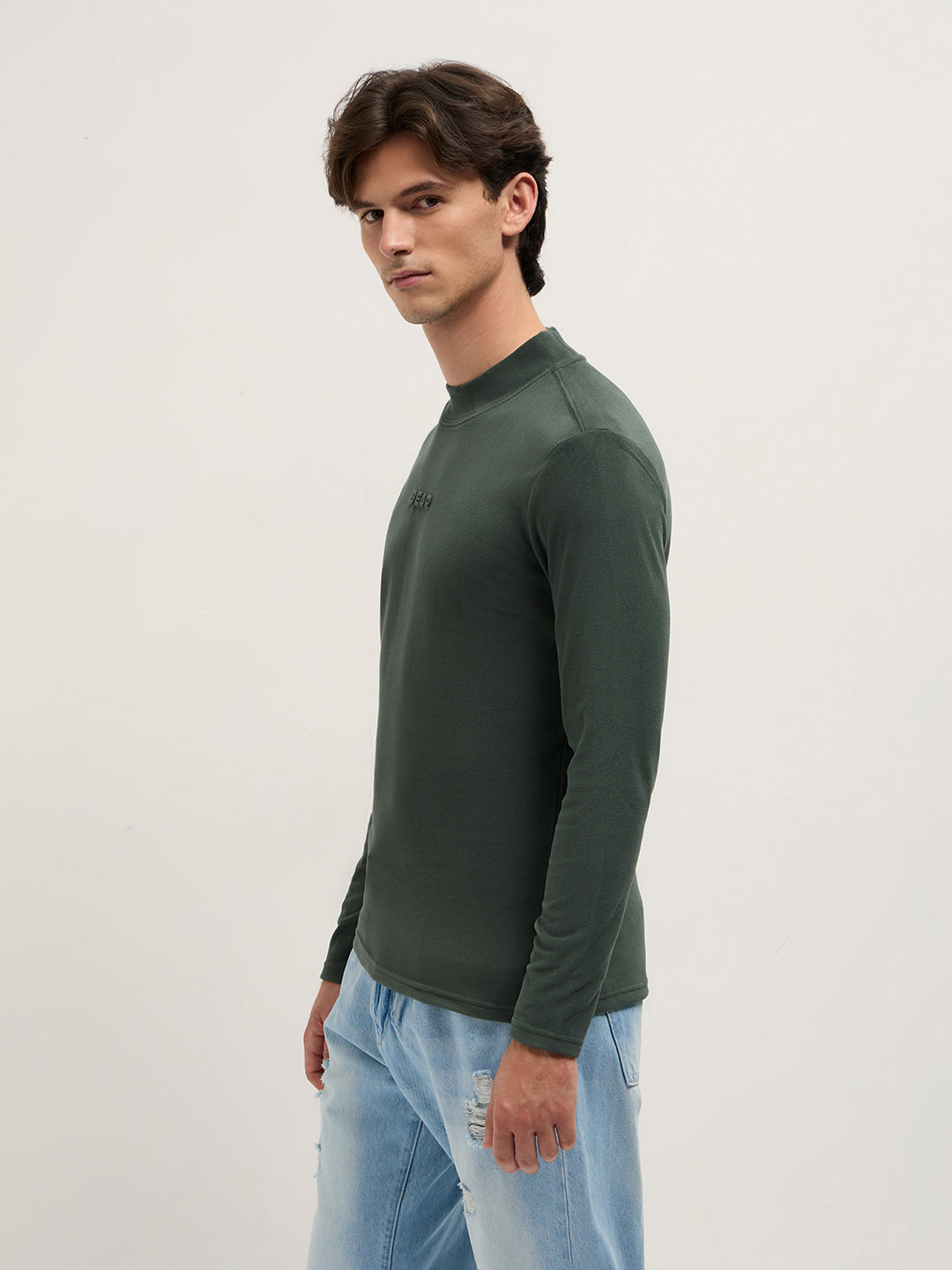 Men Green Slim Fit Crew Neck T-Shirt