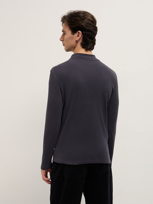 Men Grey Slim Fit Crew Neck T-Shirt