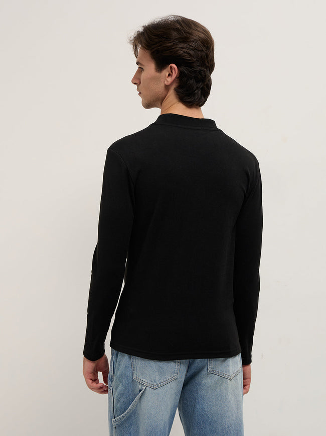 Men Black Slim Fit Crew Neck T-Shirt