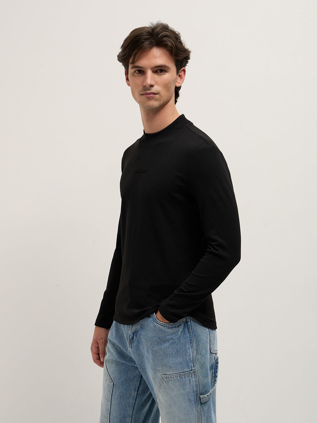 Men Black Slim Fit Crew Neck T-Shirt