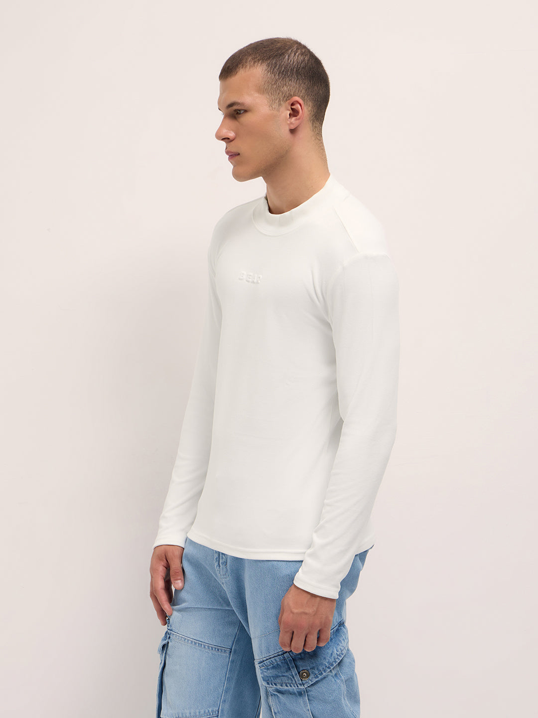Men White Slim Fit Crew Neck T-Shirt