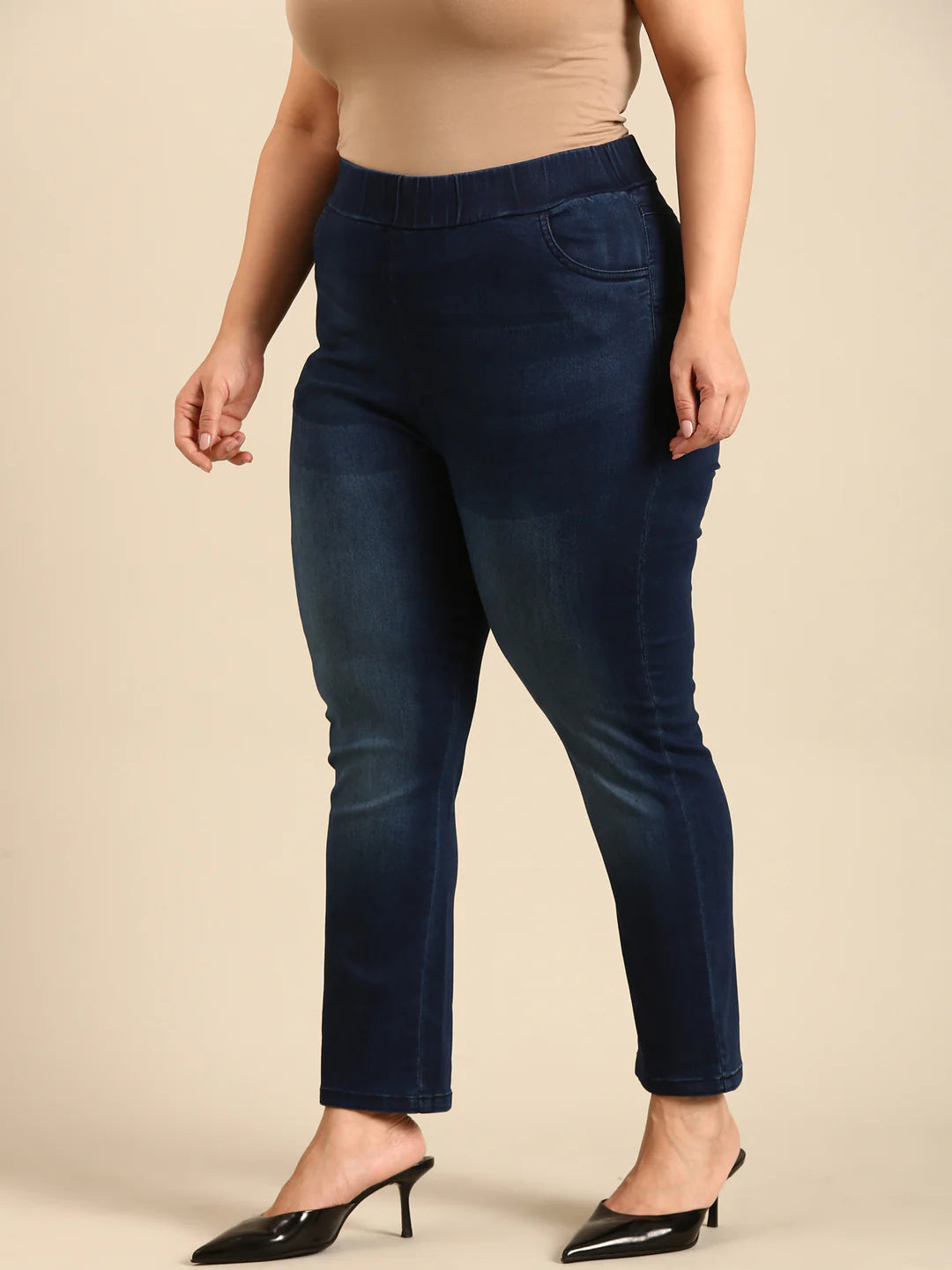 Women Navy Straight Cut Jeans