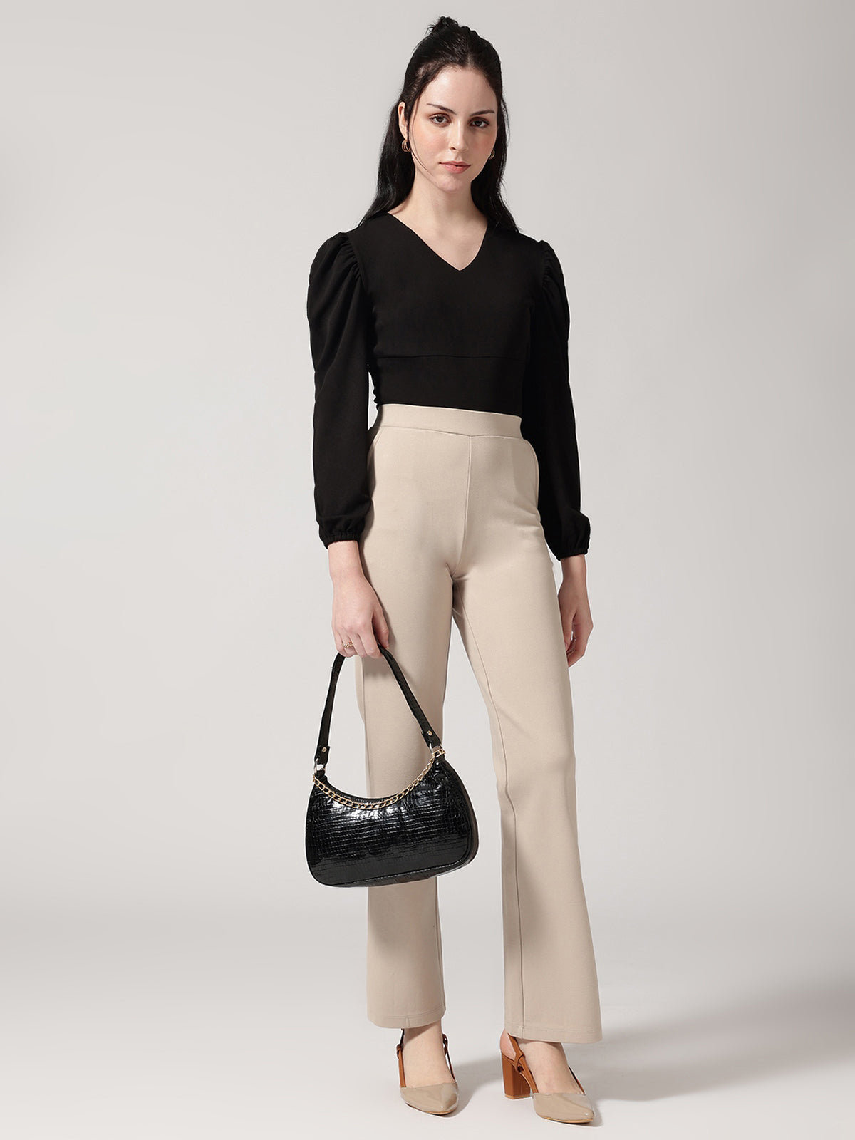 Women Black Solid V-Neck Top