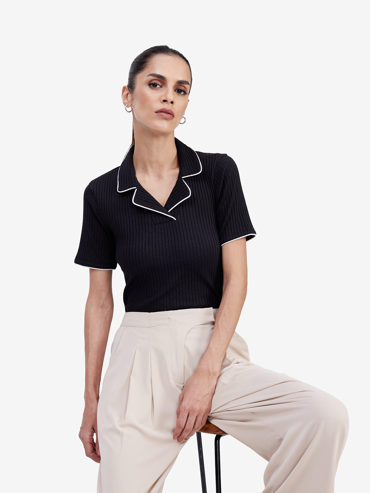 Women Black Short Sleeves Top