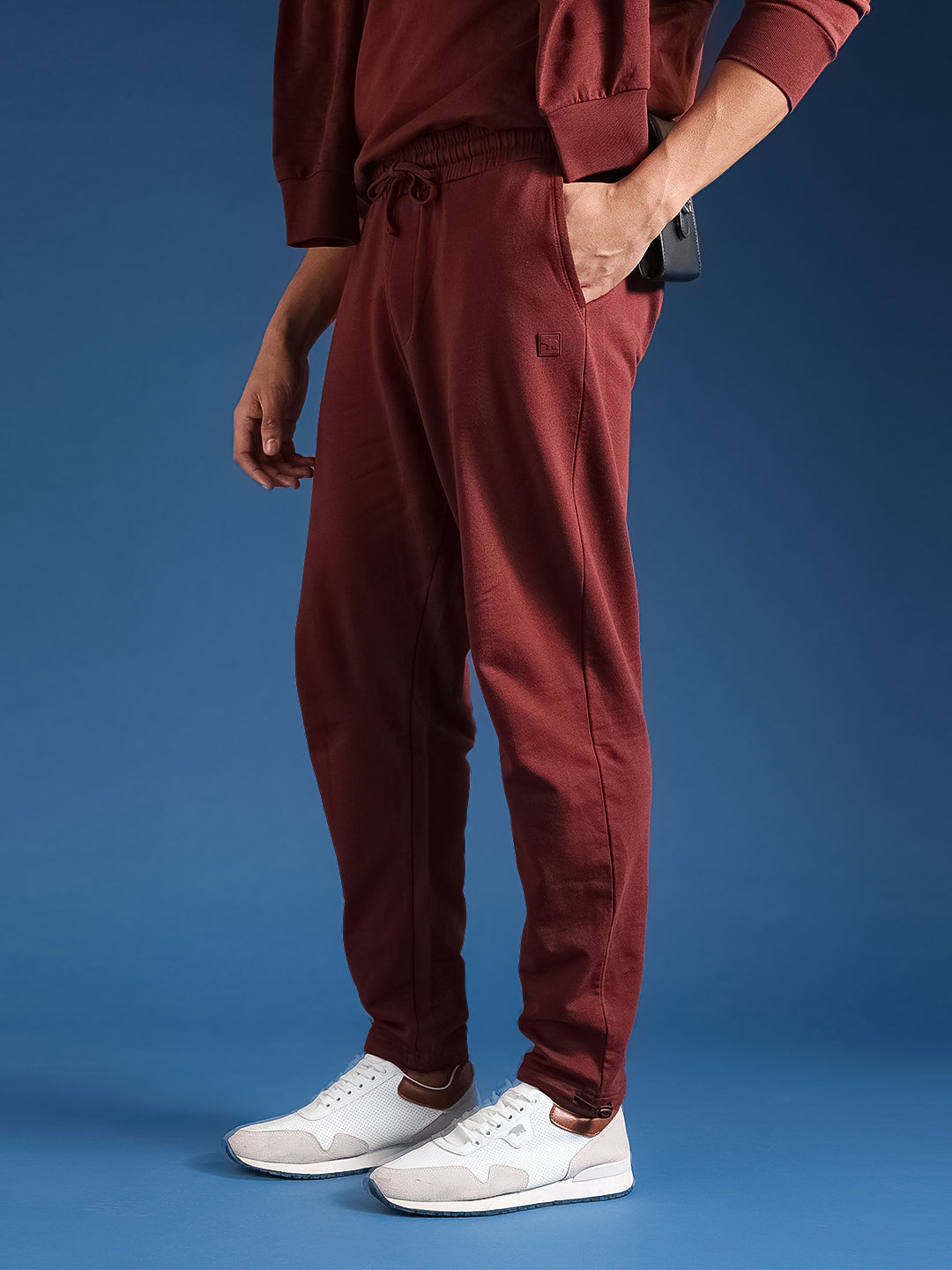Men Solid Cotton Relaxed Fit Jogger