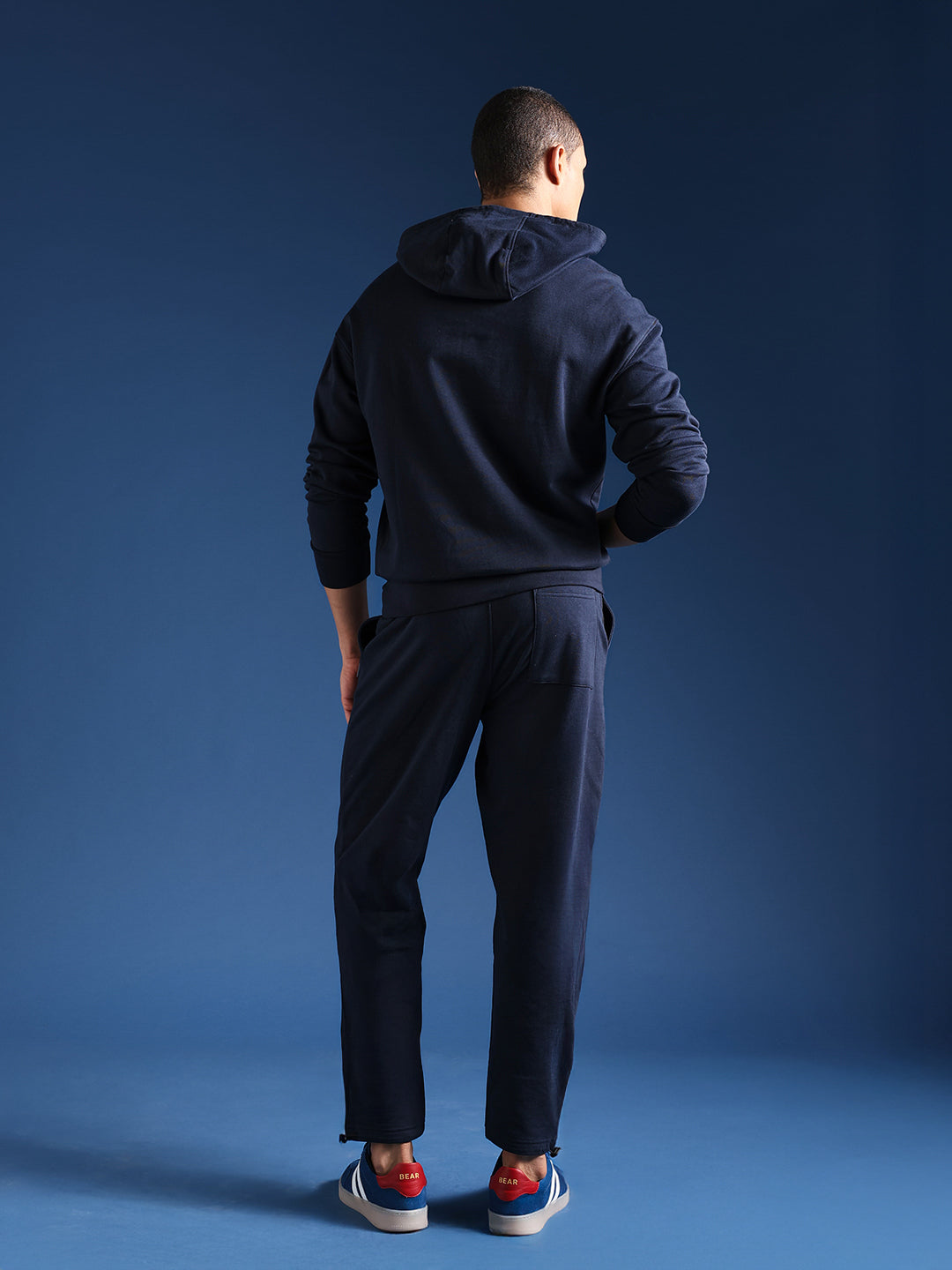 Men Solid Cotton Relaxed Fit Jogger