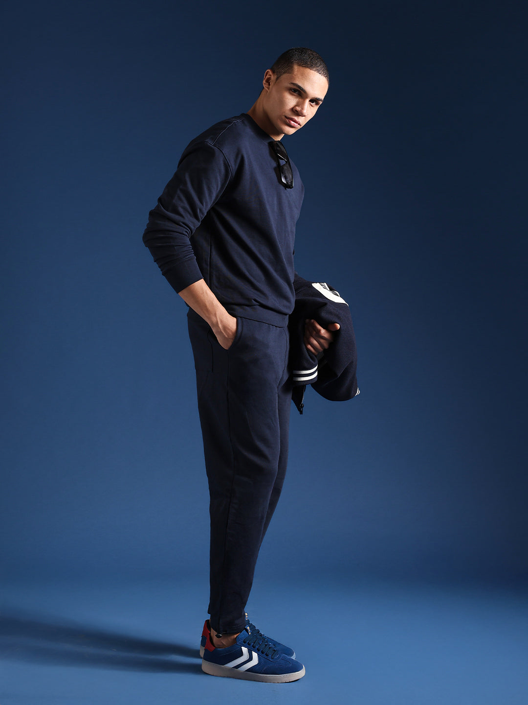 Men Solid Cotton Relaxed Fit Jogger