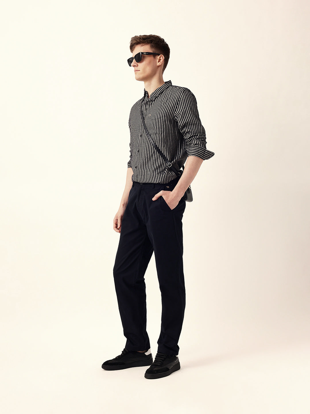 Men Solid Formal Trouser