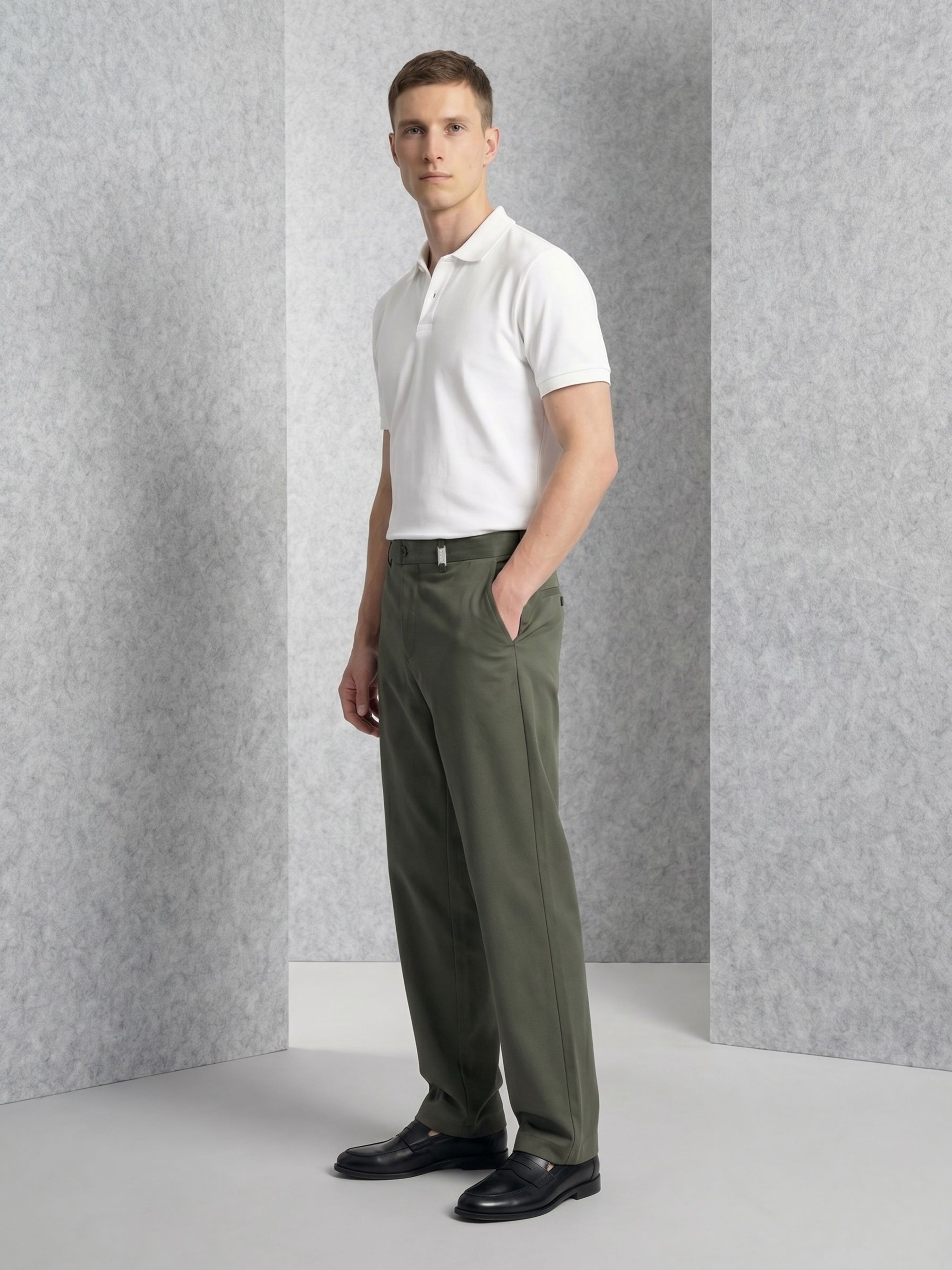 Men Olive Solid Casual Trouser