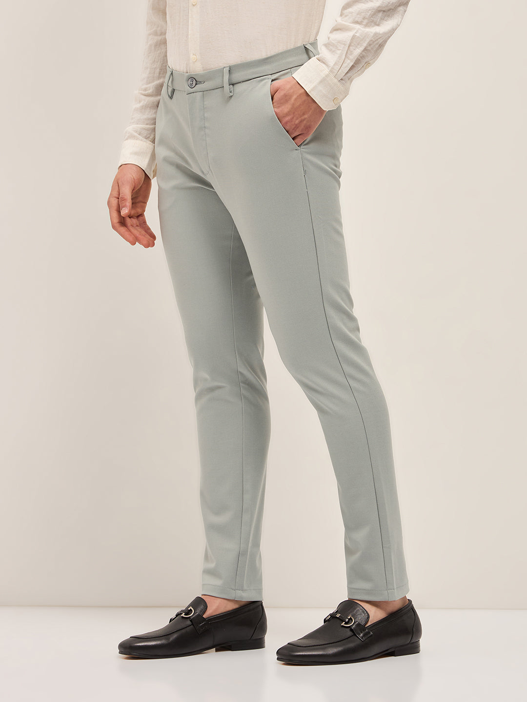 Men Grey Solid 4 Way Stretch Formal Trouser