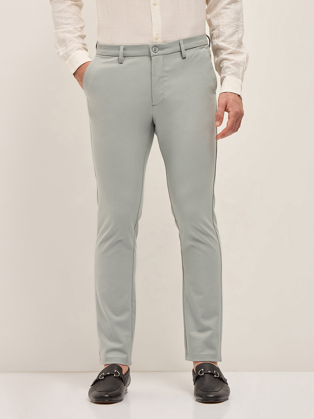 Men Grey Solid 4 Way Stretch Formal Trouser